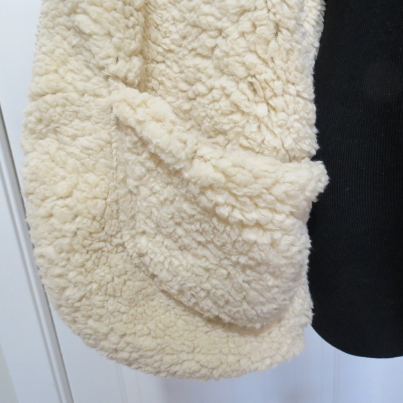 Cozy Sherpa Teady Coat Plaid Reversible - Picture 6 of 8